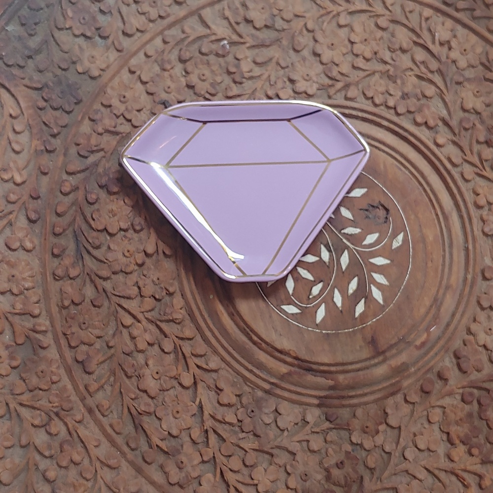 NWT violet colored diamond decorative dish w/ gold